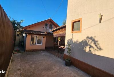 Casă cu 4 camere în Valu lui Traian - 2