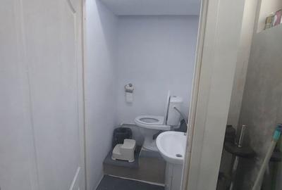 Spațiu comercial, de 84 mp, în Central - 3