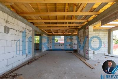 Casă cu 4 camere cu Teren 2500 Mp în Galbeni (Filipești) - 4