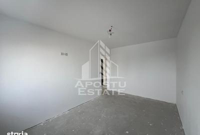 Casă cu 4 camere cu Teren 180 Mp în Ghiroda