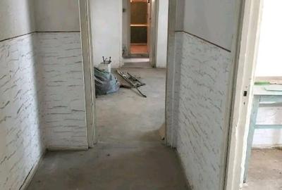 Apartament cu 2 camere nedecomandat în Central