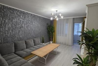 Apartament cu 2 camere decomandat în City Park Mall