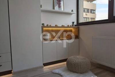 Apartament cu 2 camere semidecomandat în Aeroport