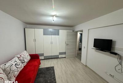 Apartament cu 2 camere, mobilat în Central