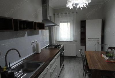 Apartament cu 2 camere decomandat în Intim - 8