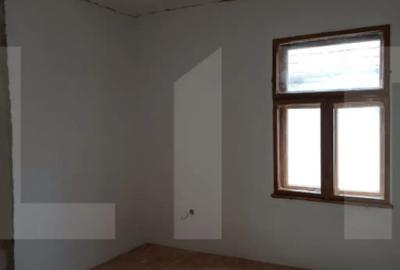 Casă cu 2 camere cu Teren 90 Mp în Central - 2
