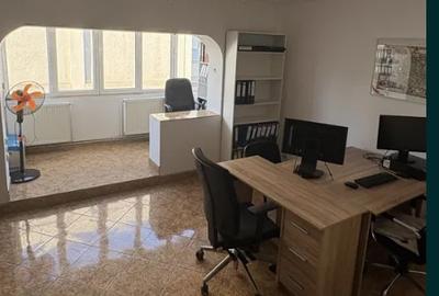 Aviatiei,Aurel Vlaicu Metrou,bl.1984,reabilitat,et.2/4,DECOMANDAT,2 bai,centrala - 1