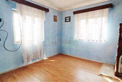 Casă cu 3 camere în Brădești - 9