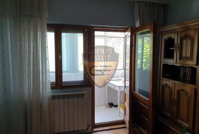 Vanzare apartament 3 camere Constanta , Faleza Nord , centrala gaze, de renovat - 12