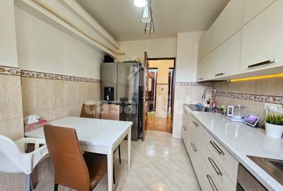 Comision 0% • Apartament 2 camere decomandat, Est, et. 3 • Micro 14 - 10