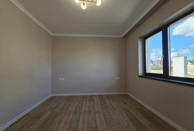 ? Casă de vânzare Ciurea - priveliște superbă, construcție solidă - 6