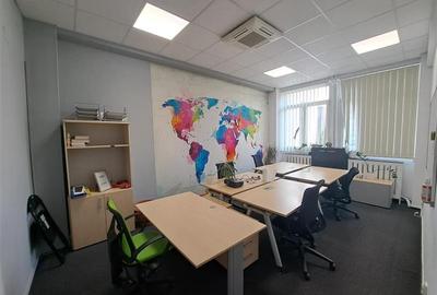 Birou, de 110 mp, în Central - 2