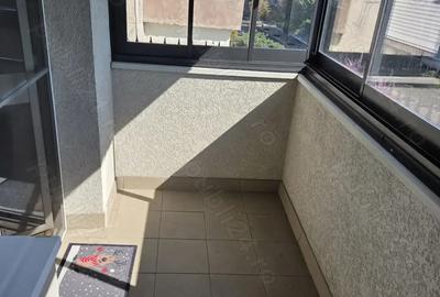 Apartament cu 3 camere în Traian - 3