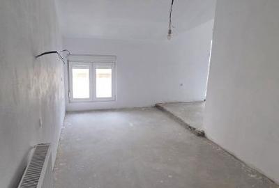 Casă cu 4 camere în Central - 10