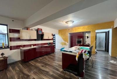 Casă cu 5 camere cu Teren 571 Mp în Central - 3