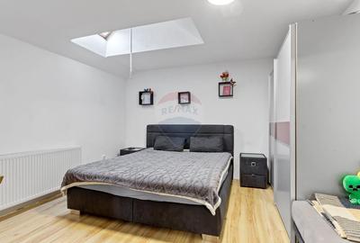 Apartament cu 3 camere la casa de vanzare in Bujac - 7