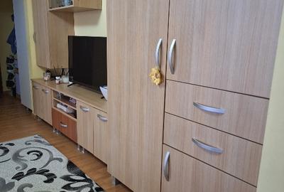 Apartament cu 2 camere semidecomandat, mobilat în Sud-Est