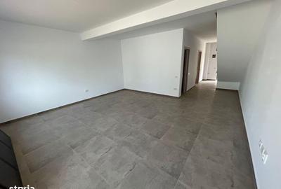 Casă cu 4 camere cu Teren 200 Mp în Ghencea - 1