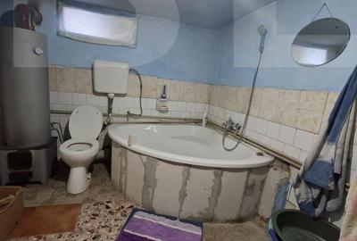 Casă cu 4 camere cu Teren 3404 Mp în Central - 5