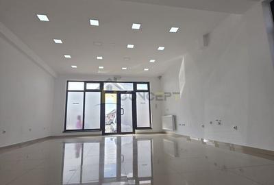 Spațiu comercial, de 51 mp, în Central - 10