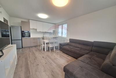 Apartament nou, de vanzare 3 camere 2 bai, et 1 - 1