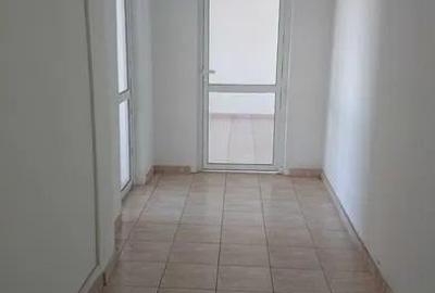 Spațiu comercial, de 100 mp, în Central - 4