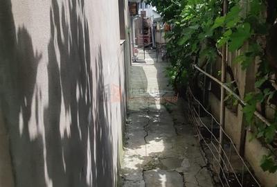 Casa tip parter zona 23 August - 11