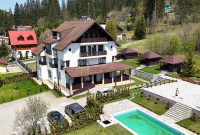 Casă individuală cu 14 camere cu Canalizare în Predeal - 1