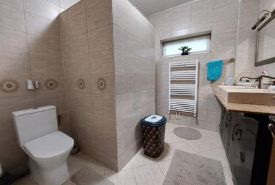 3 CAMERE  |  COMPOZITORI  | CONSTANTA - 14
