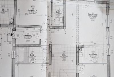 Casă cu 4 camere cu Teren 500 Mp în Central