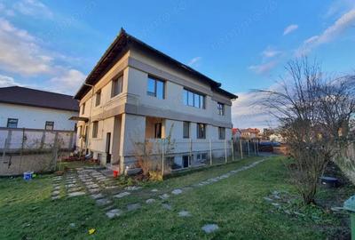 Casa ultracentral de inchiriat - 1