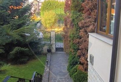 Casă cu 6 camere cu Garaj în Bună Ziua - 2