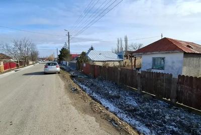 Casă cu 2 camere cu Teren 3860 Mp în Central - 2