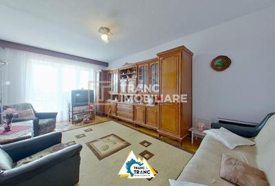 Apartament cu 3 camere decomandat în UTA