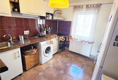 Apartament cu 4 camere decomandat, mobilat în Valea Cetății - 13