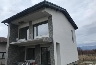 Vand casa 2025 in Targu Jiu, cartierul Nou Preajba, Proprietar - 1