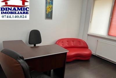 Spațiu comercial str. M. Eminescu, parter. Preț 350 euro. - 2