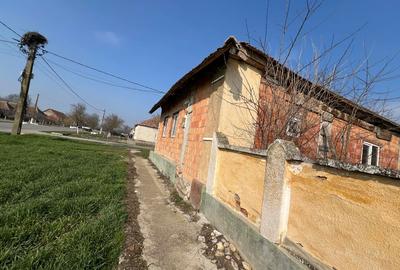 Casă individuală cu 3 camere cu Teren 980 Mp în Percosova - 1