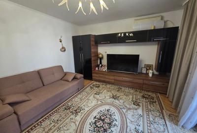 Apartament cu 2 camere decomandat în Vitan Mall