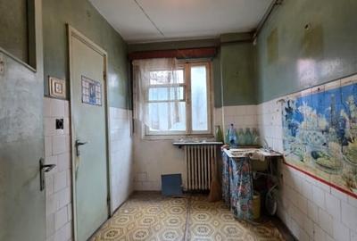 Apartament cu 3 camere semidecomandat în Tătărași - 6