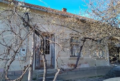 Casă cu 4 camere în Bănia - 10