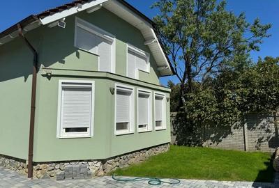 Casă cu 4 camere cu Teren 357 Mp în Grădiște - 2