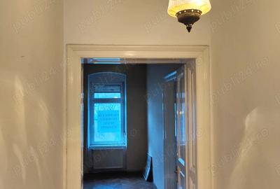 Spațiu comercial, de 70 mp, în Central