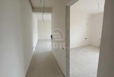 Apartament cu 2 camere semidecomandat în Florești