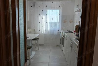 Inchiriez apartament cu doua camere decomandat in zona Polivalenta - 3