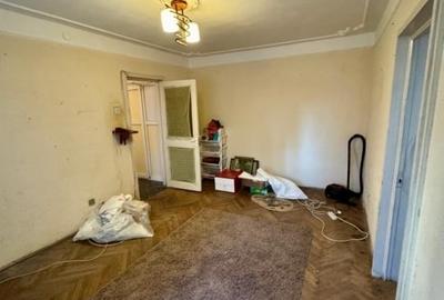 Apartament cu 2 camere semidecomandat în Podu Roș - 4