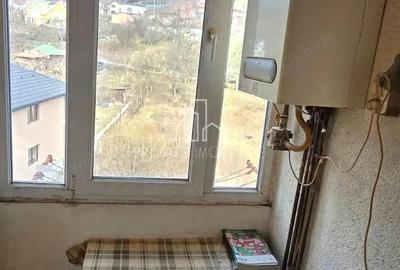 Garsonieră decomandată în Tudor - 3