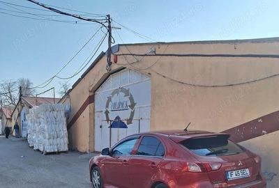 Spațiu comercial, de 1,050 mp, în Vânători