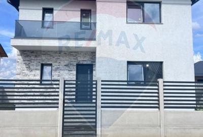Casa / Vila Individuala Bragadiru finisaje lux
