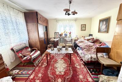 Casă cu 3 camere cu Teren 2000 Mp în Filipești